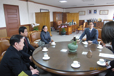 安徽阜阳职业技术学院代表团应邀访问韩国湖南大学