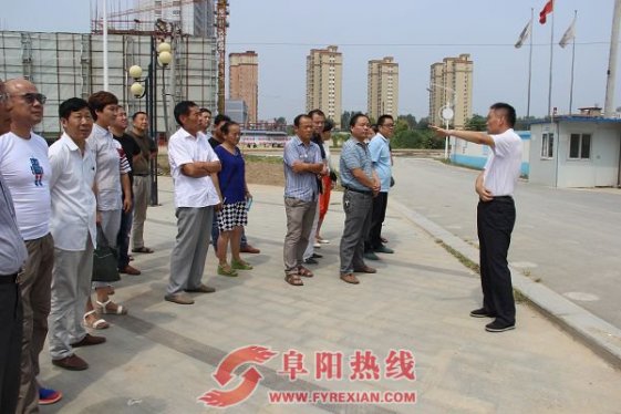 界首西城：学习观摩兄弟街道项目建设