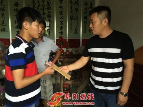 李氏哥弟俩：帮助贫困学子圆梦大学传佳话