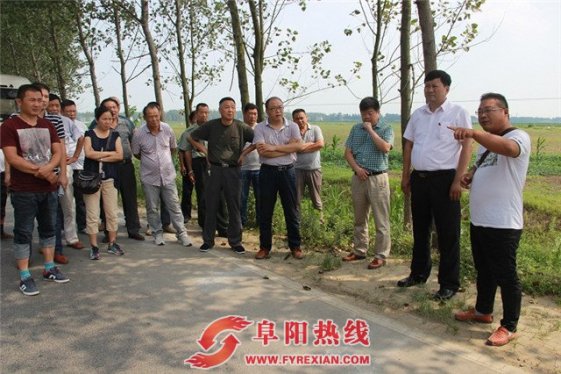 界首西城：观摩产业发展助力精准扶贫