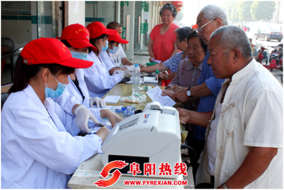 界首市东顺河社区弘扬志愿服务精神 相约健康社区义诊