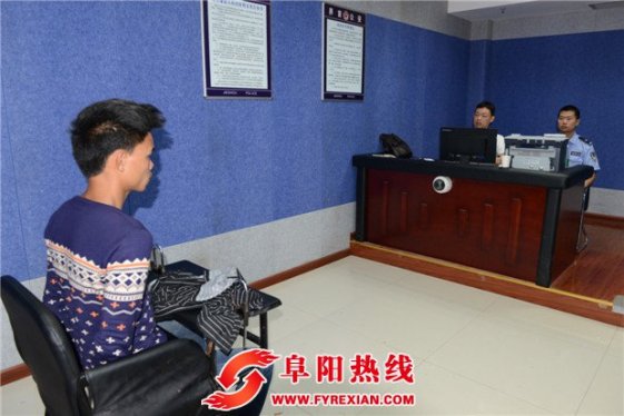 两窃贼作案得手仅一分钟就栽在界首“天网”里