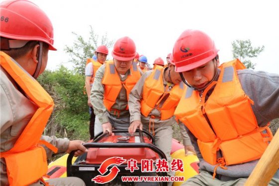 中国铁塔阜阳市分公司联合三家运营商开展防汛应急演练