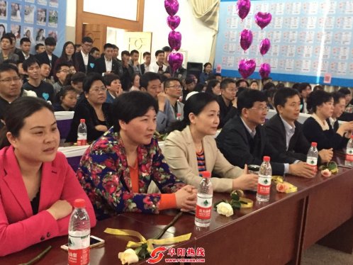阜南工会为农民工搭鹊桥