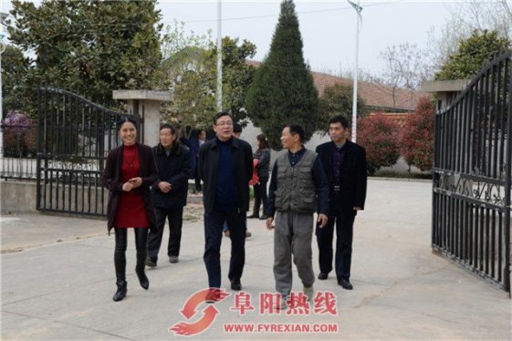 界首市委书记徐会东到文广新局调研指导工作