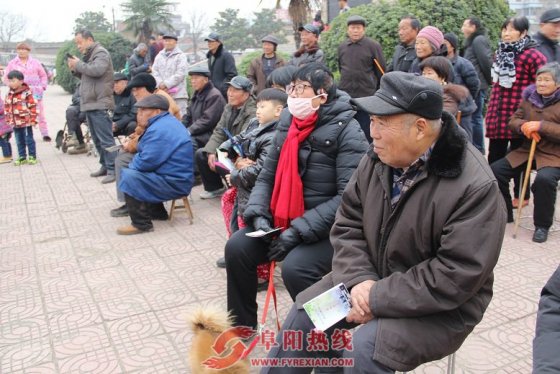 界首西城唱好“四城同创、六项行动”宣传戏