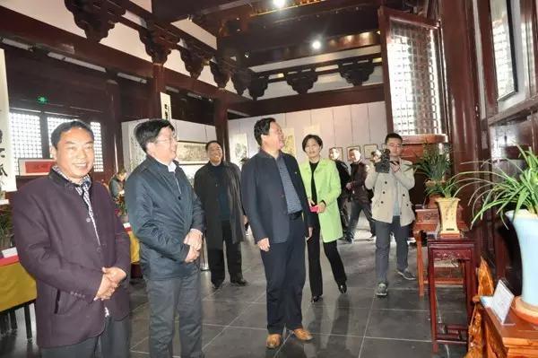 阜阳生态园首届兰韵·丹青兰花艺术展开幕