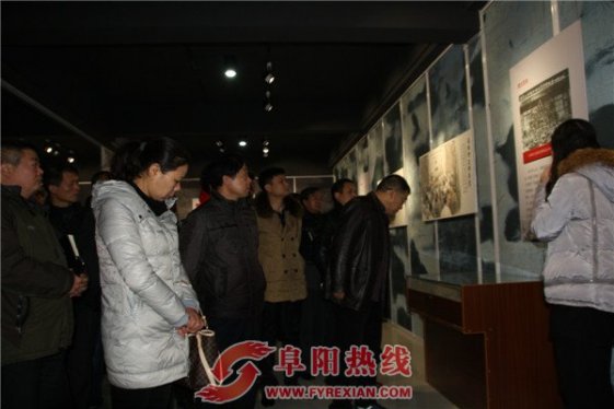 界首：用身边典型开展革命传统教育