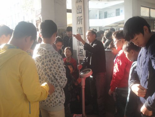 两千多名学生获得免费健康测试