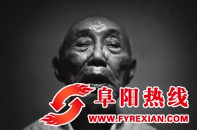 《挟尸要价》摄影记者张轶患癌去世 年仅28岁