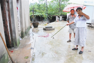 家庭起纷争，女婿挥刀杀死岳父母