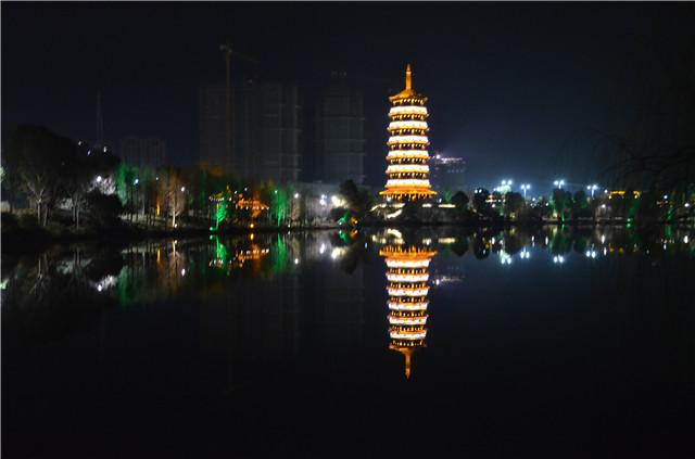 梦幻而冶艳 探秘颍上陶醉般的夜景