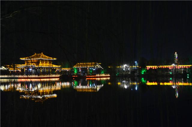 梦幻而冶艳 探秘颍上陶醉般的夜景